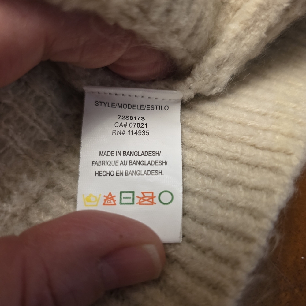 Lulu's RD Style Cream Leopard Patterned Sweater S… - image 13